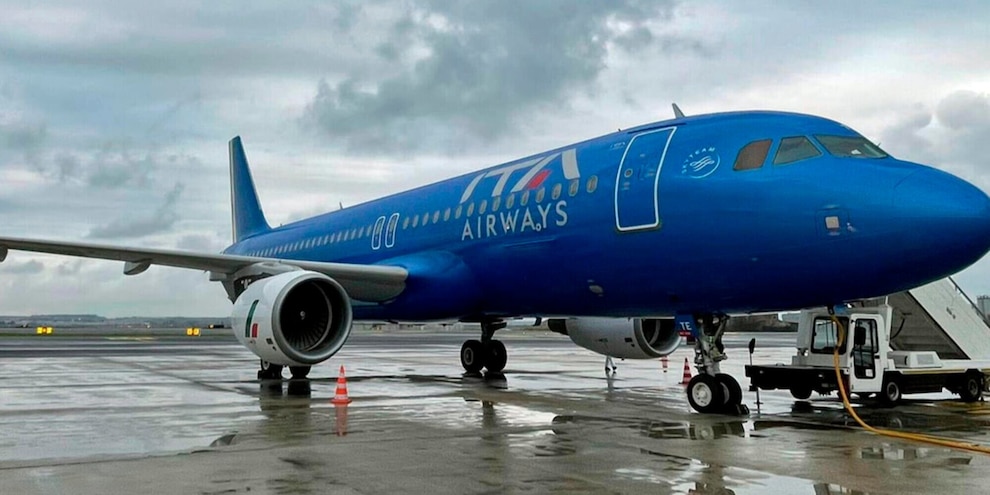 Linate, atterraggio d'emergenza per volo Milano-Palermo