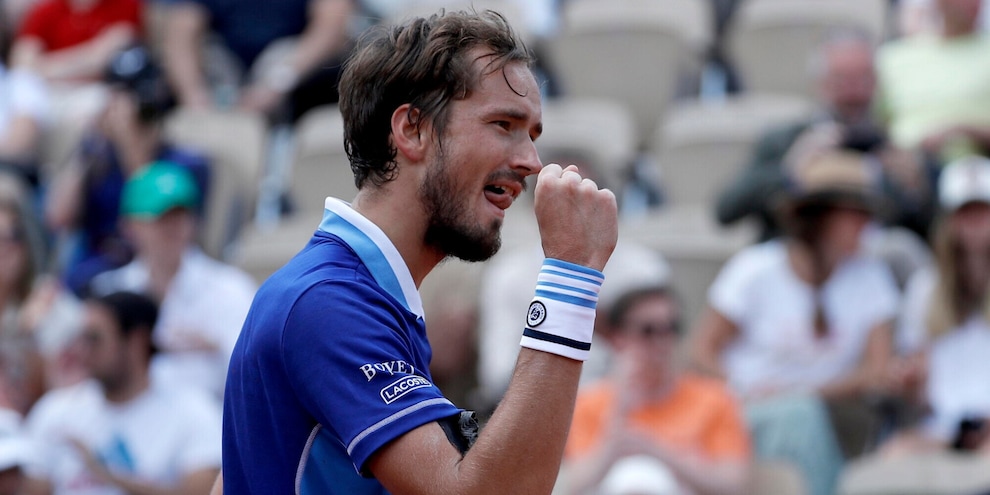 Roland Garros: Rublev sfiderà Sinner agli ottavi. Avanza Medvedev