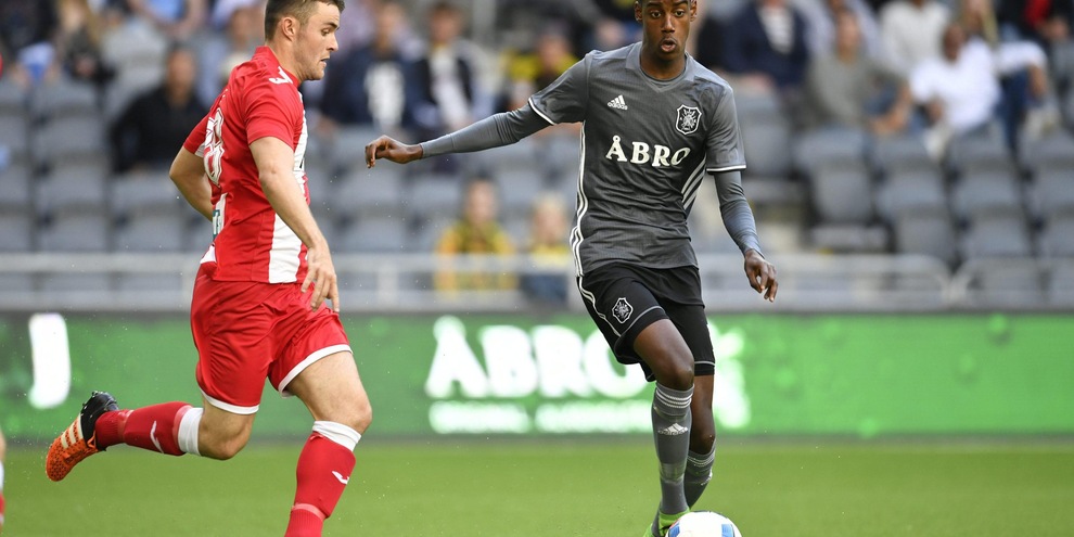 Calciomercato Juventus, tentazione Isak nel nome di Ibrahimovic