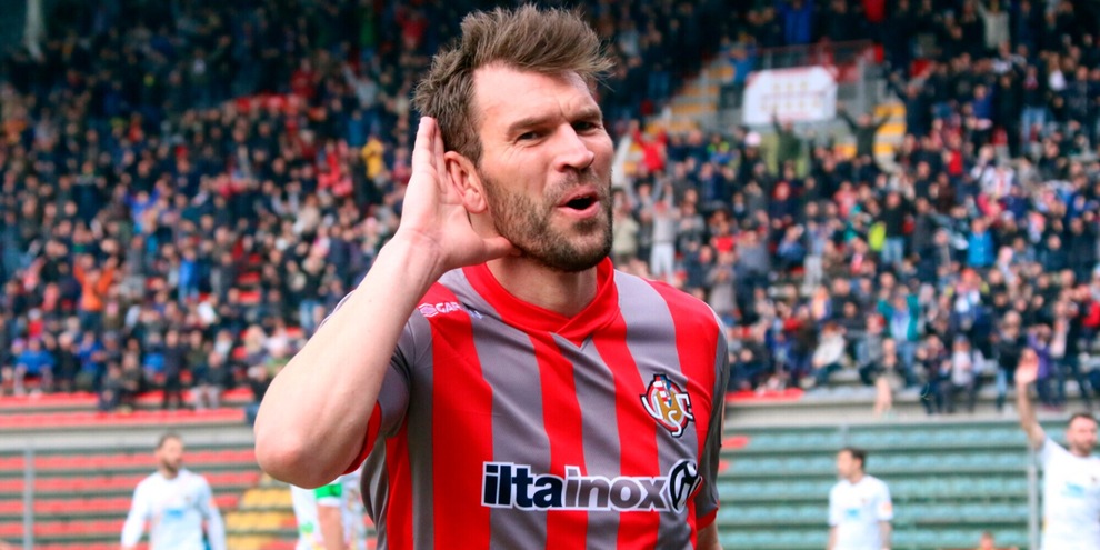 Cremonese, Strizzolo al Perugia. Nardi alla Reggiana