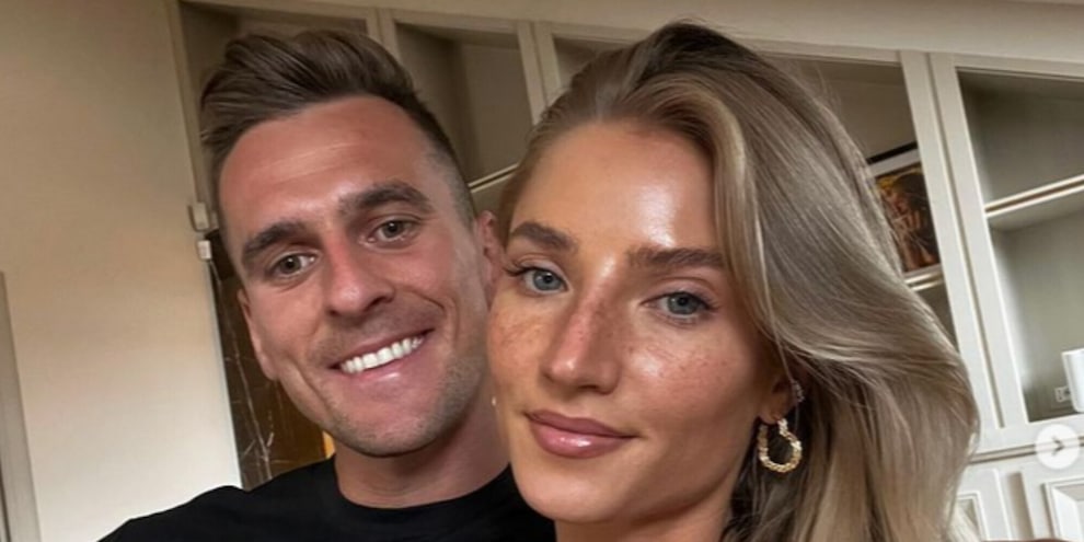 Lo strano weekend di Milik: senza la Juve, si consola con Agata nella nuova casa