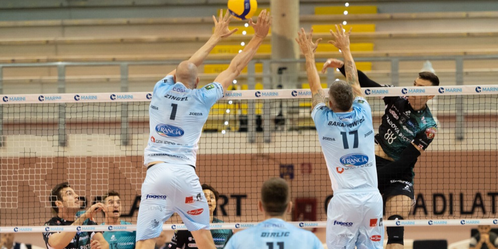 Cisterna a punteggio pieno, riscatto Civitanova