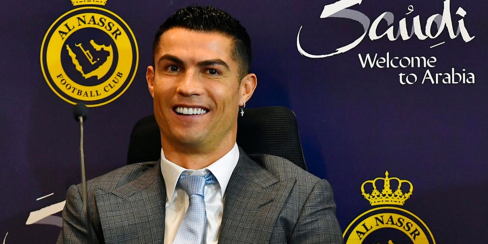 Cristiano Ronaldo, presentazione all’Al Nassr con gaffe pazzesca