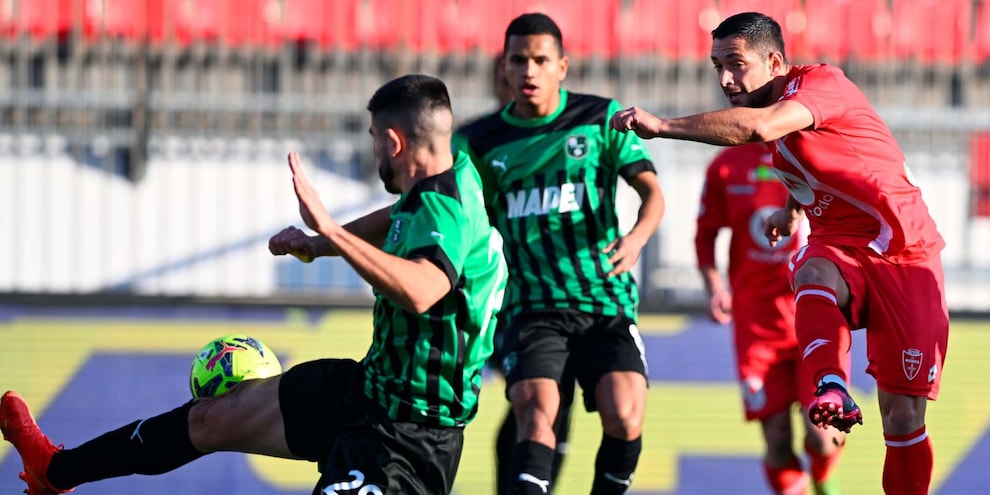 Monza-Sassuolo 1-1: Caprari "alla Del Piero" risponde a Ferrari