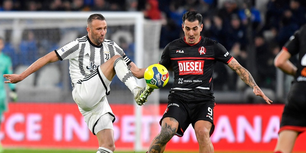 Ferrari, 'El Loco' del Vicenza: da Rosario all'Italia, 50 euro, il Napoli e gli obiettivi