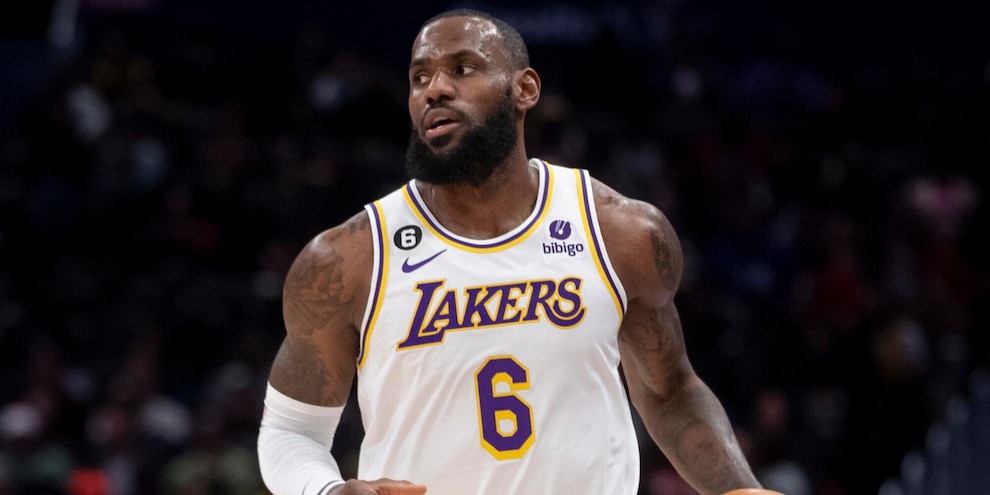 Nba, James batte Fontecchio e condanna i Jazz