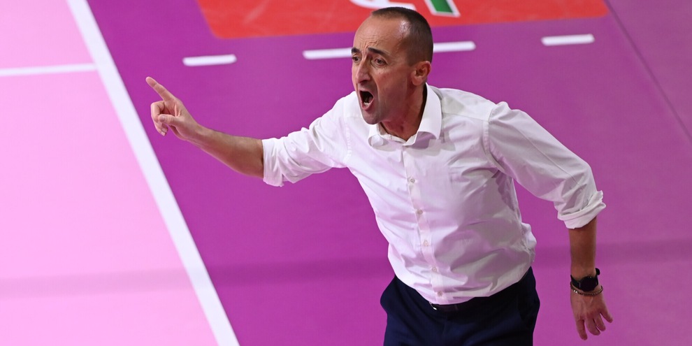 Paniconi lascia la 'sua' Macerata