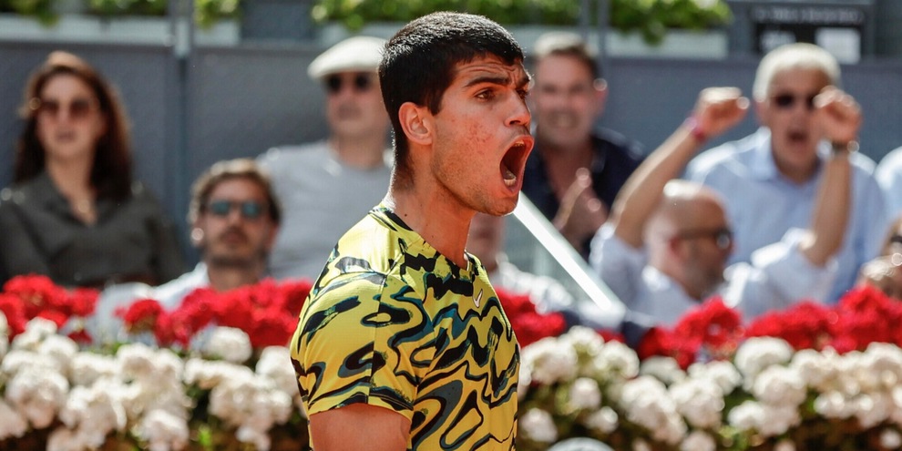 Tennis, Alcaraz in semifinale a Madrid: Khachanov ko