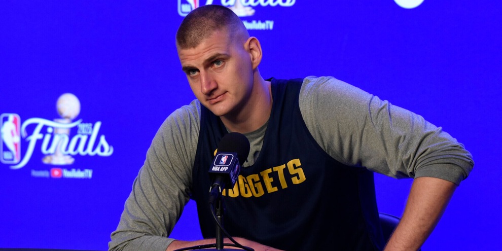 NBA: Jokic, l'antidivo per la storia
