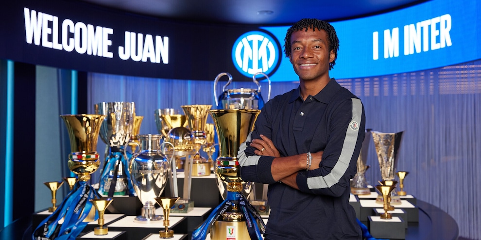 Cuadrado-Inter, è ufficiale: "Sono in uno dei più grandi club d'Europa"
