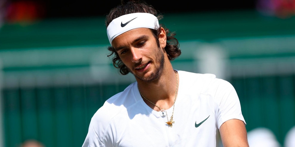 Tennis, Musetti si arrende a Medvedev: addio Montreal