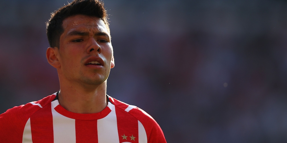 Calciomercato: Napoli, per Lozano sfida al Psg