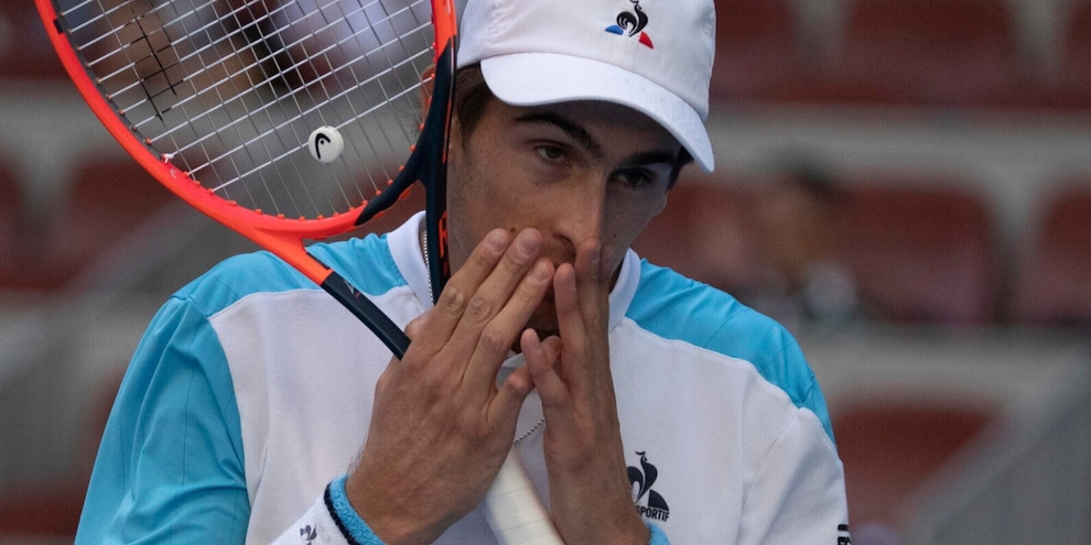 Tennis, Arnaldi addio Pechino: Jarry ai quarti di finale Tennis, Arnaldi addio Pechino: Jarry ai quarti di finale