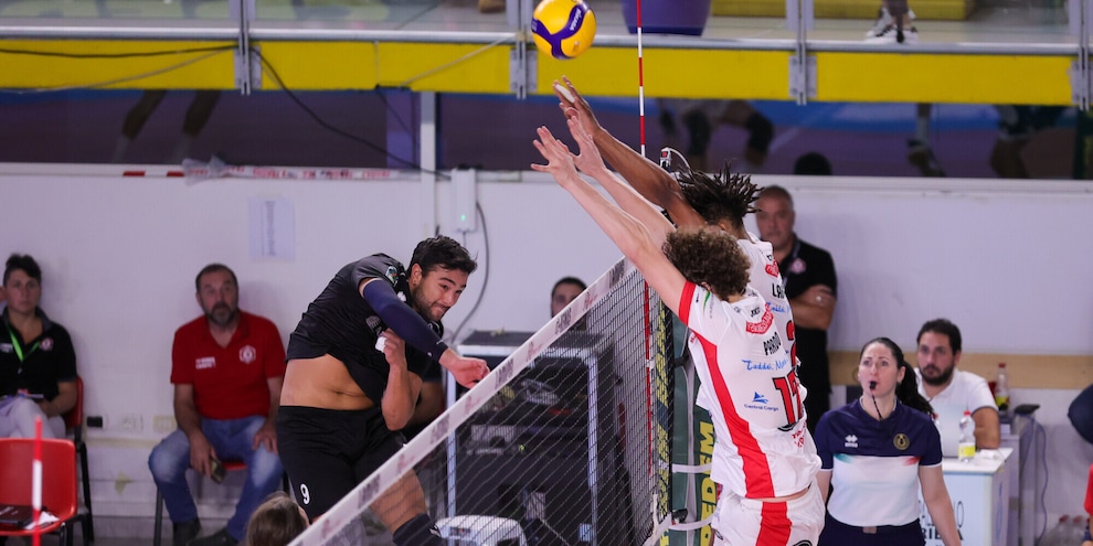 Colpi esterni per Pineto, Aversa e Siena