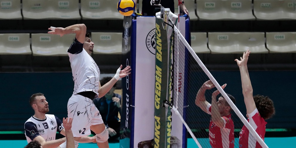 Grottazzolina Campione d'Inverno, Cuneo raggiunge la Tinet