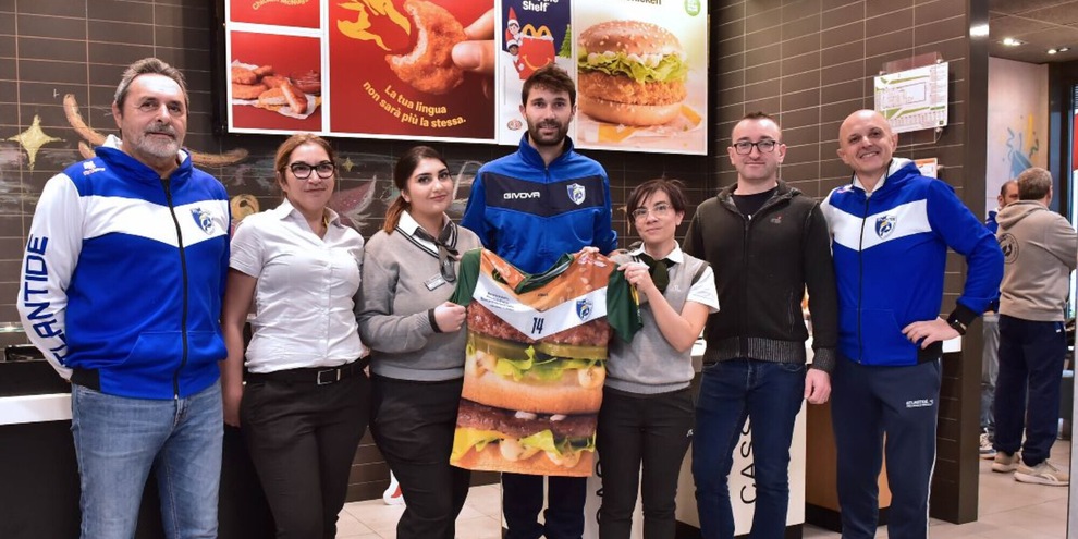 Brescia ha ingaggiato il libero Nicola Pesaresi