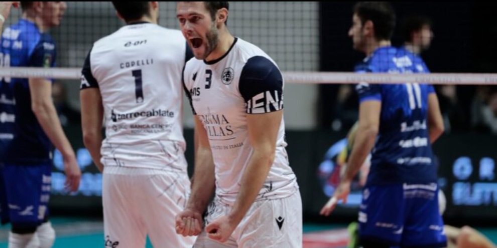 Siena travolgente contro Reggio Emilia