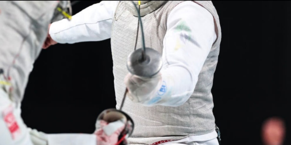 Scandalo nella scherma: abusi sessuali su un'atleta 17enne. Due azzurri indagati