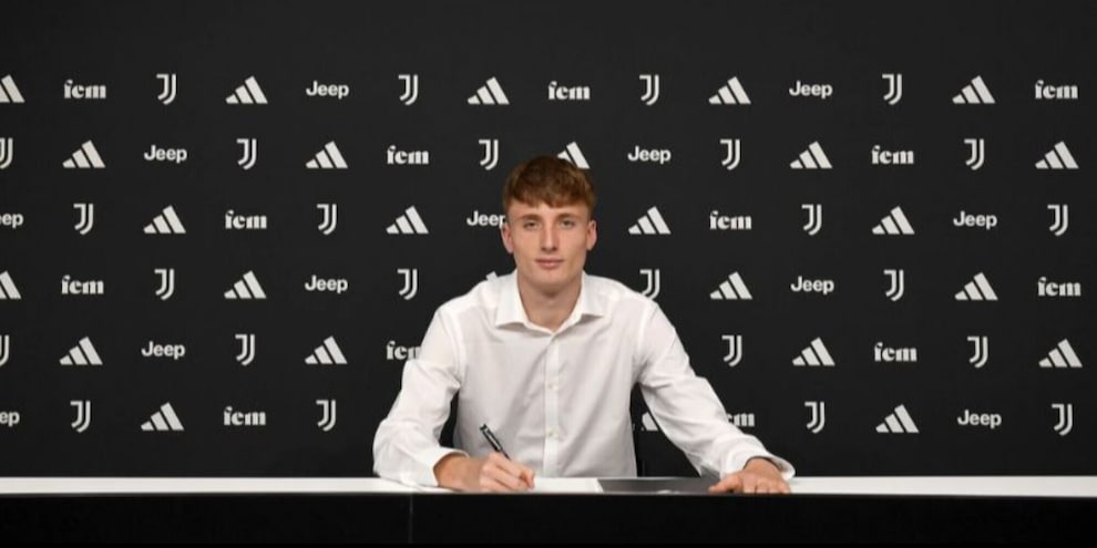 Turco-Juve, avanti insieme: primo contratto da professionista