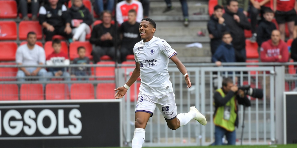 Juventus, difesa del futuro: c’è Todibo nel mirino