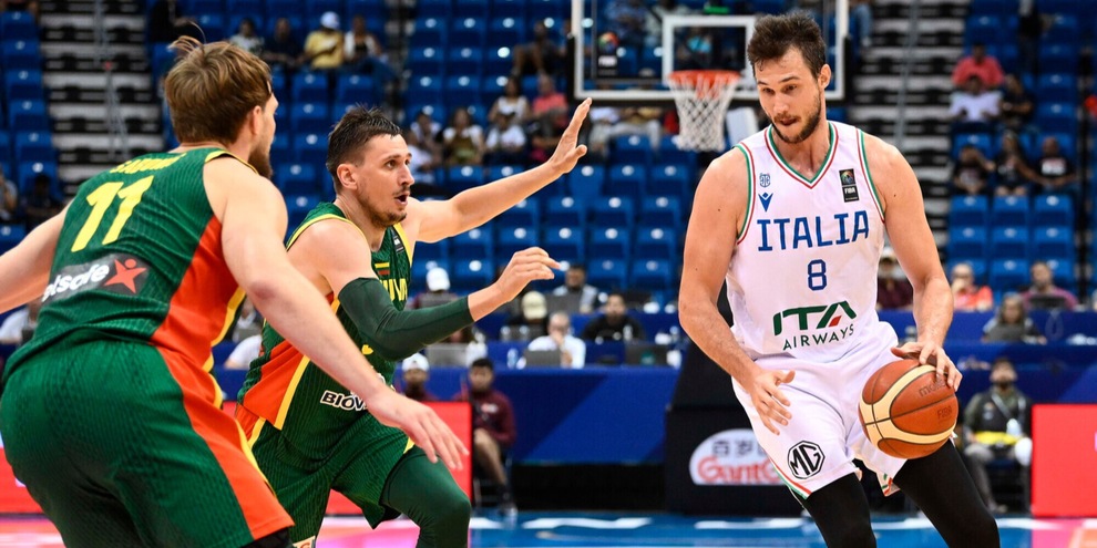 Italia, ciao Olimpiadi. La Lituania domina