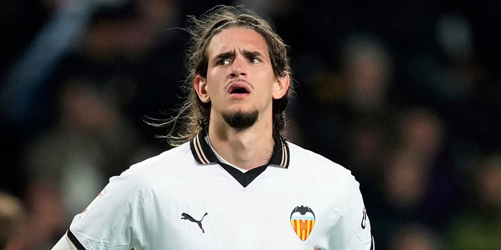 Inter, caccia al tesoro per Gasiorowski. Carboni saluta