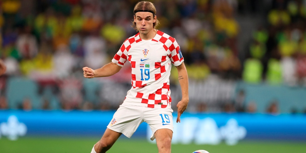 Borna Sosa, il Toro ha il suo esterno sinistro. E spunta Van den Bosch