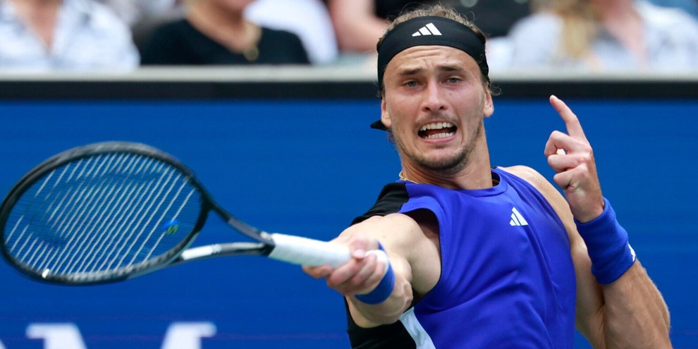 Zverev, doppia gioia: quarti degli Us Open e qualificazione ATP Finals Torino Zverev, doppia gioia: quarti degli Us Open e qualificazione ATP Finals Torino