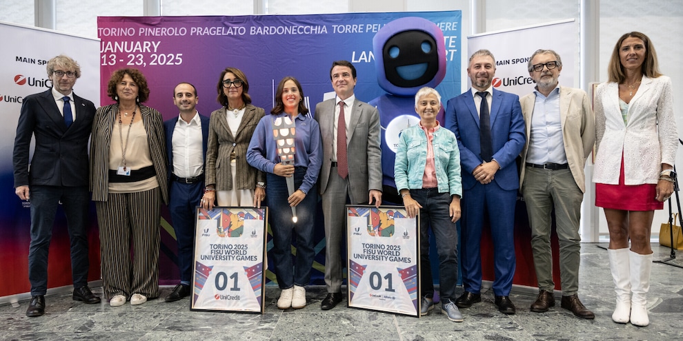 Torino 2025: al via il Tour della Fiamma del Sapere contenuta nella Torcia “Guarini”