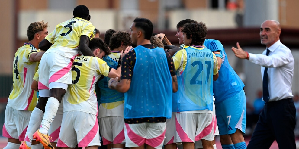 Juve Next Gen, notte in aeroporto dopo il pari a Trapani: cosa è successo