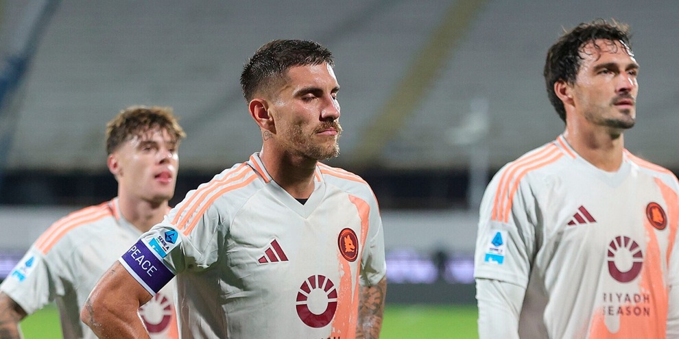 Pellegrini: "Clima non facile nello spogliatoio". Roma contestata a Termini