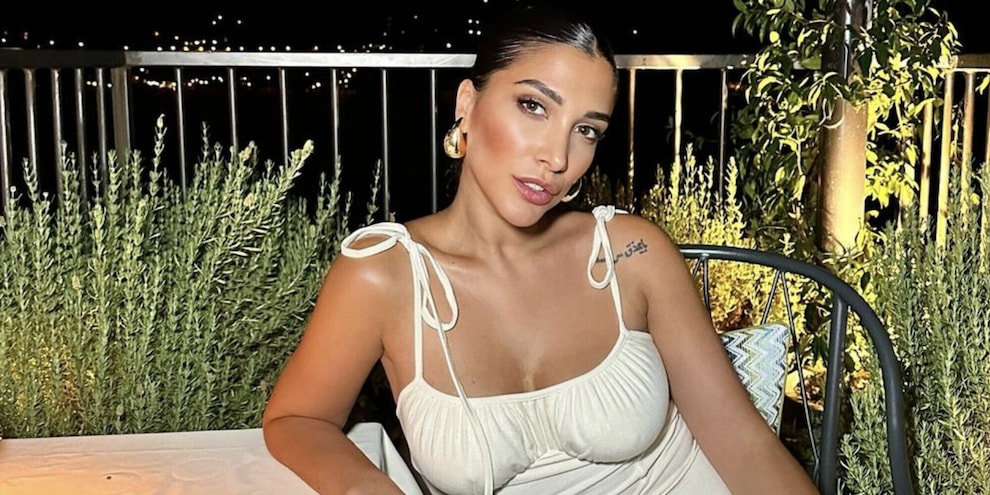 "Andava a letto con mio marito, la telecamera ha ripreso tutto"