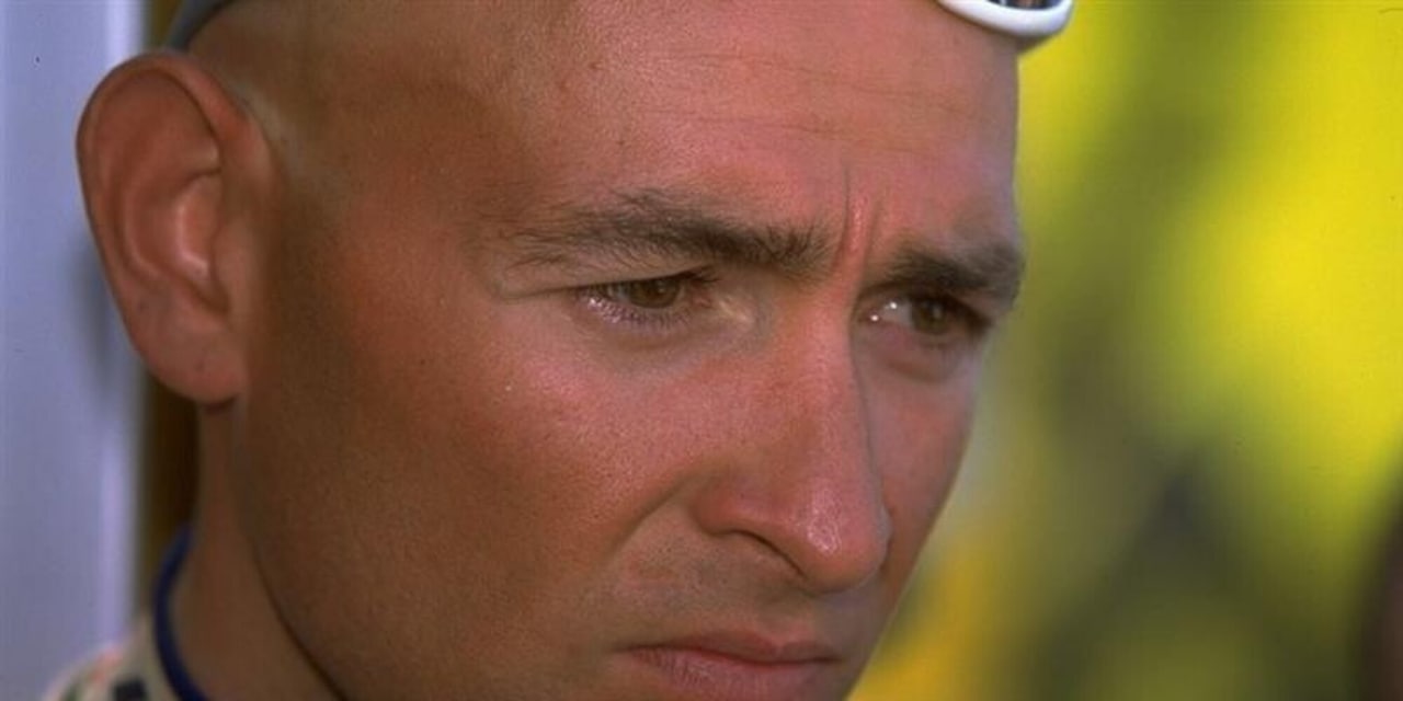 <p>Caso Pantani, chiesta l’archiviazione. Un testimone: “Mai successo, non ci diedero spiegazioni”</p>