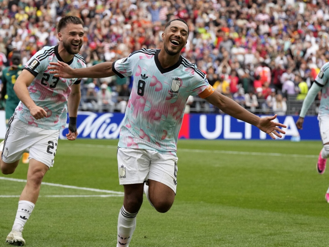 <p>Lukaku-Tielemans, il Belgio di Garcia ribalta il Senegal e vola agli ottavi</p>