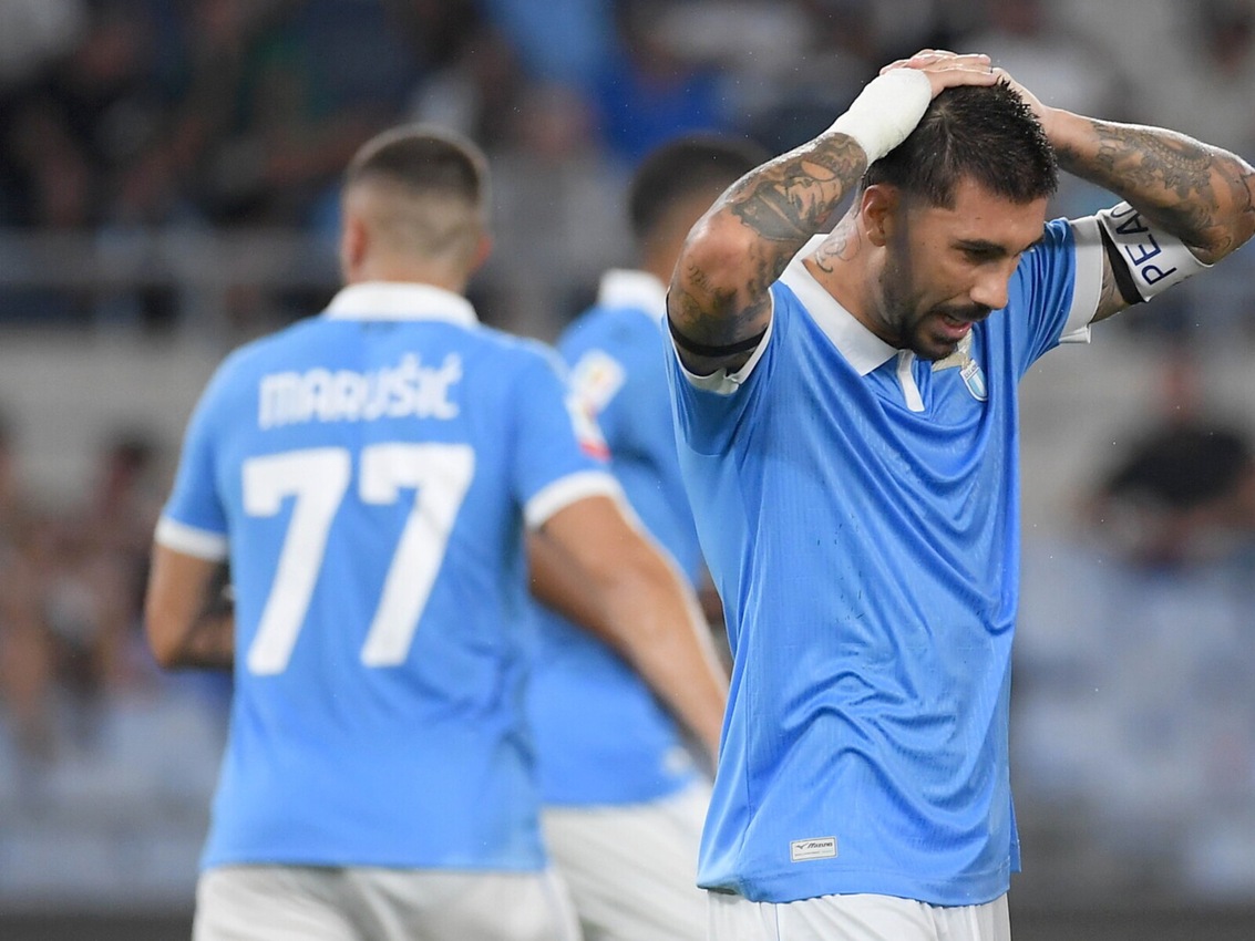 <p>Lazio eliminata dalla Coppa Italia: Ruocco e Cajazzo firmano l'impresa del Mantova! Verona ok ai rigori</p>