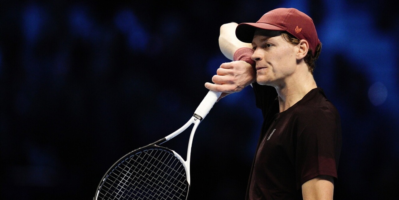 <p>Sinner salta il Masters 1000 di Shanghai, slitta ancora il rientro: Jannik annuncia il forfait sui social</p>