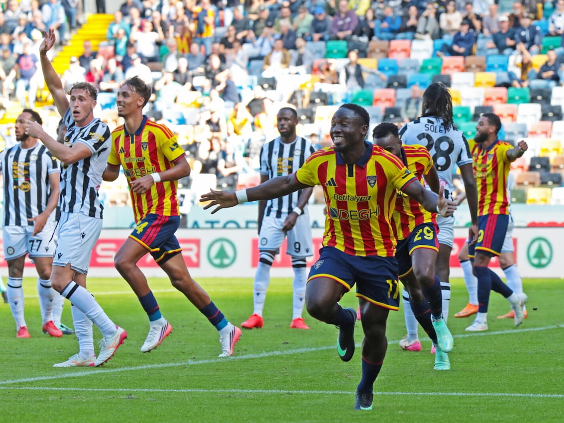 Tonfo Udinese! Quinto ko consecutivo, il Lecce ne fa tre: parte la contestazione