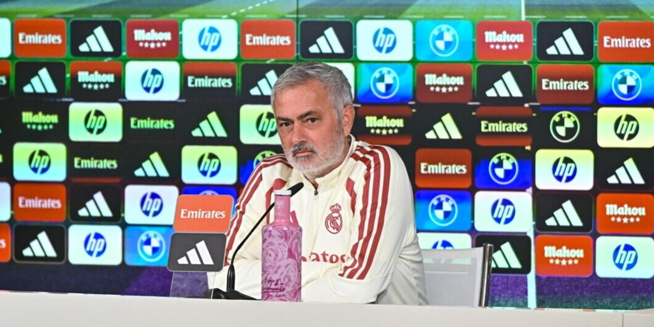 <p>Clasico alla Mourinho: "Il Real con me vince titoli". Poi la stoccata: "Noi stanchi di altre cose"</p>