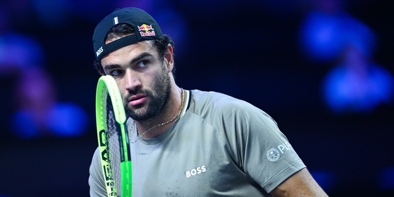 Berrettini eliminato ai quarti da De Minaur, niente semifinale a Vienna contro Zverev