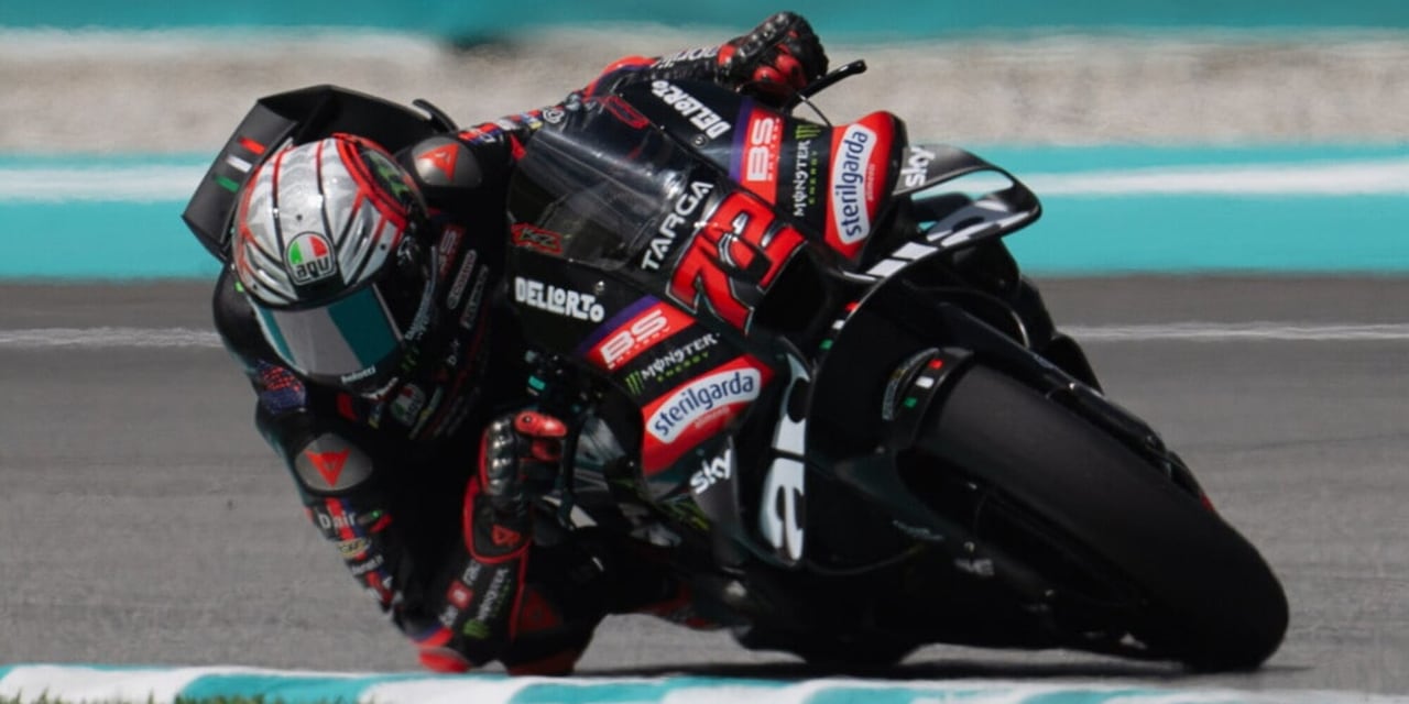 Alex Marquez in pole in Malesia davanti al fratello Marc. Bezzecchi e Di Giannantonio in 2ª fila