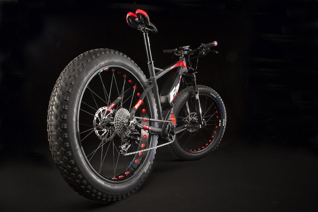 Fantic, fuoristrada nel cuore: ecco la “Fat bike” elettrica