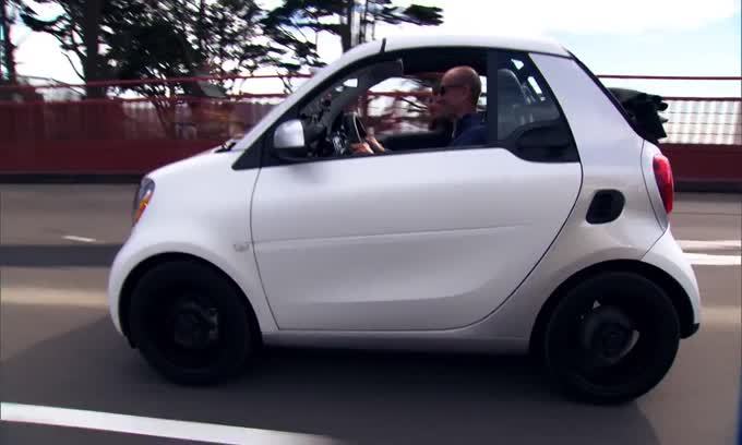 Smart fortwo cabrio, il video in anteprima