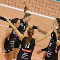 Liu Jo Modena Verso Cannes Heyrman Predica Prudenza