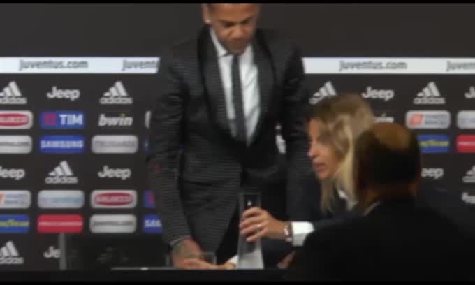 Dani Alves, destinazione Cina?