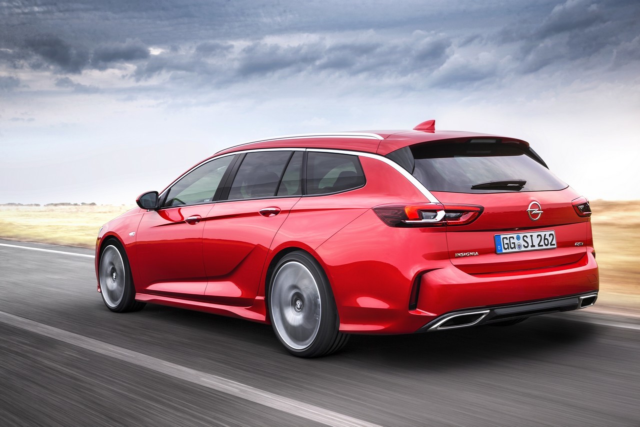 Opel Insignia GSi Sports Tourer: foto