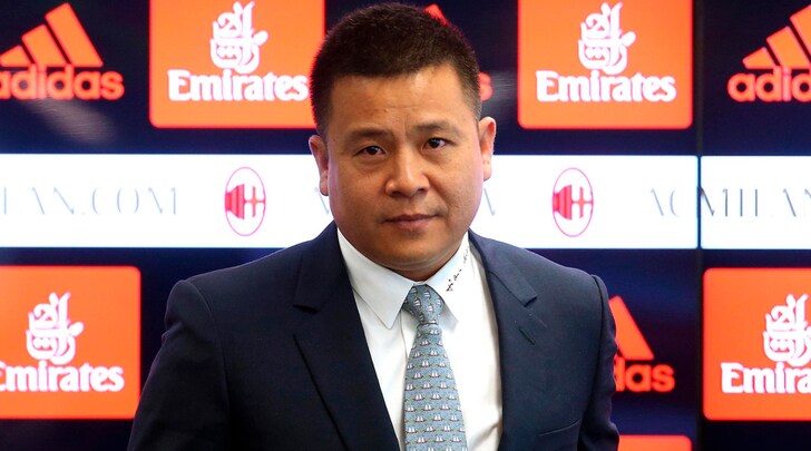 Milan, Yonghong Li contro Elliott: