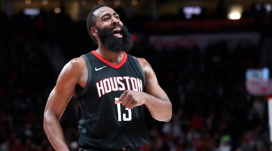 Nba, Belinelli e Melli ko. Harden mostruoso contro Minnesota