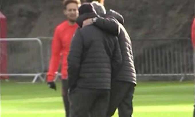 Manchester-Mourinho: una clausola "tappa" la bocca allo Special One