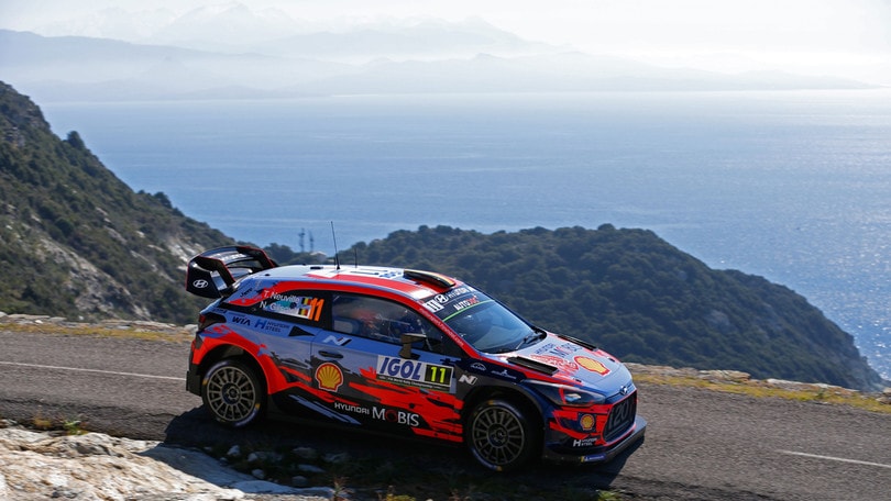 Rally Corsica: Neuville vince davanti a Ogier