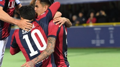 Dall'Ara in festa: il Bologna fa 3-0 con la doppietta di Pulgar e Dijks nel finale